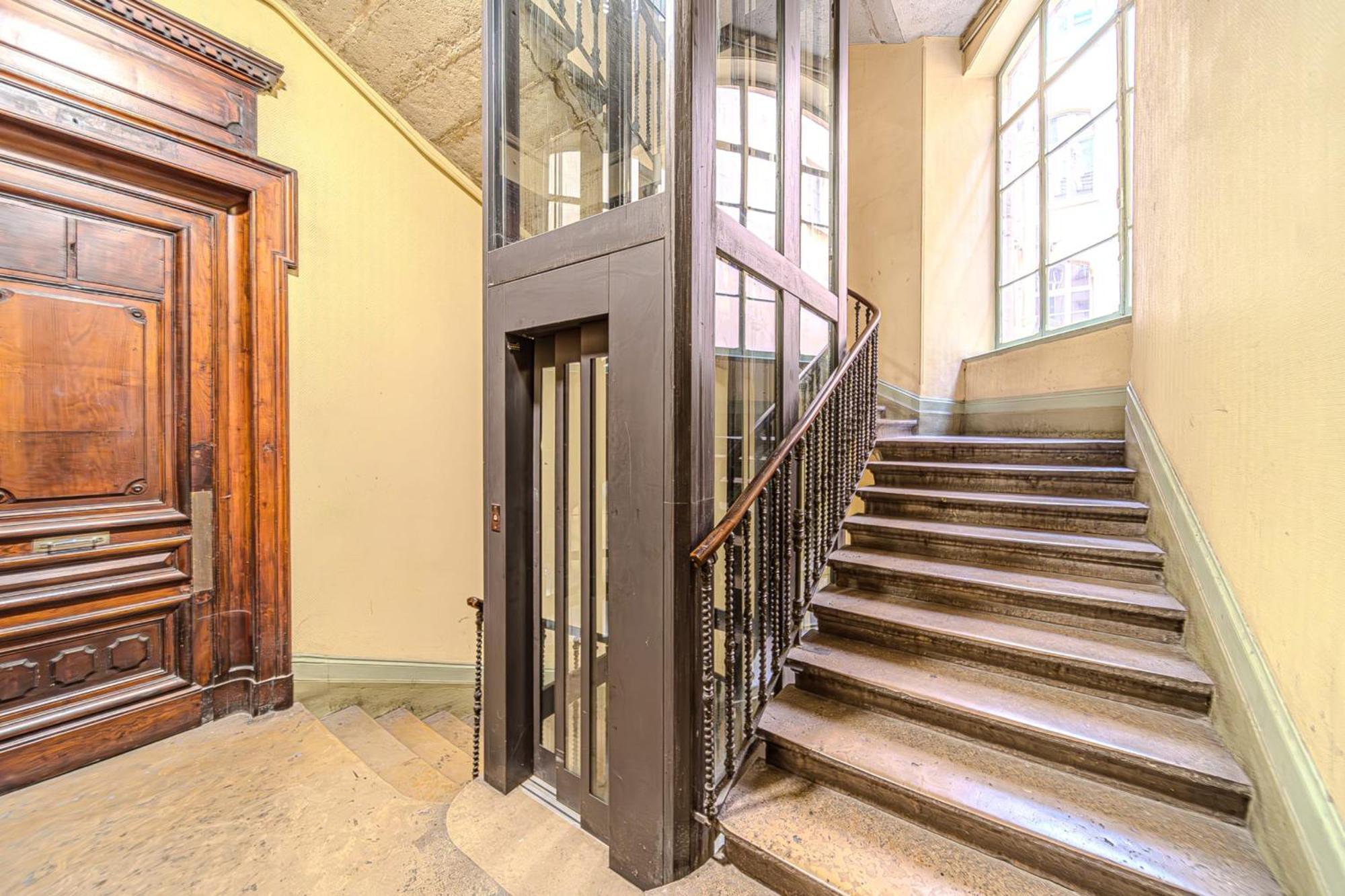 The Grenette Spacious Renovated Apartment 8 People Cordeliers Lyon Exterior photo